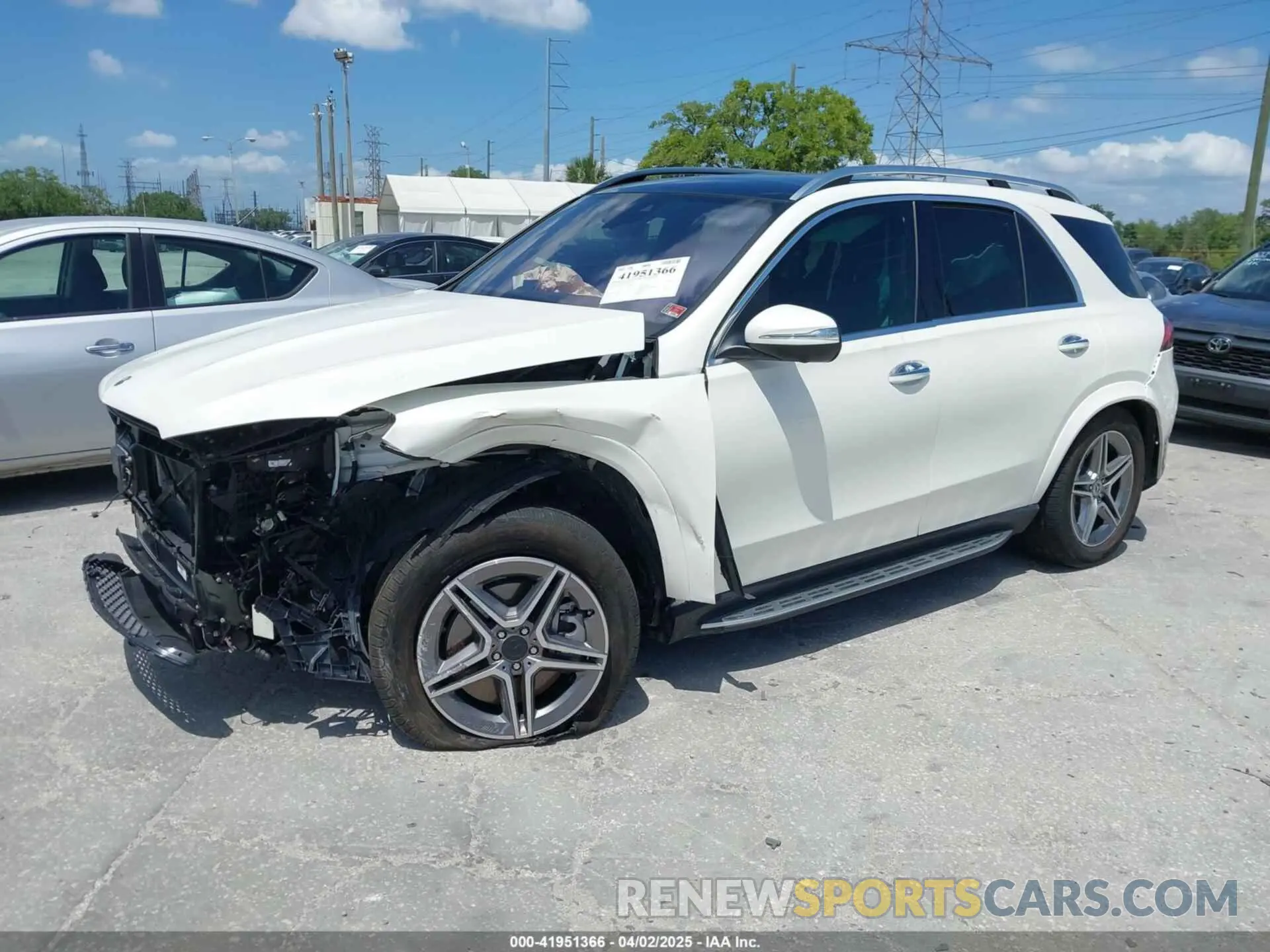 2 fotografías del automóvil dañado 4JGFB5KB0NA659872 MERCEDES-BENZ GLE 450 2022