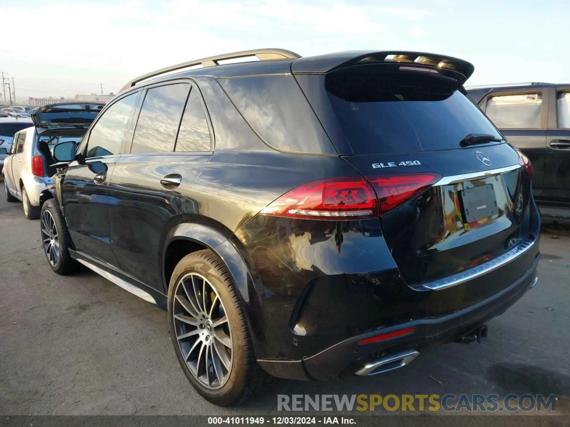 3 fotografías del automóvil dañado 4JGFB5KB2PA944172 MERCEDES-BENZ GLE 450 2023