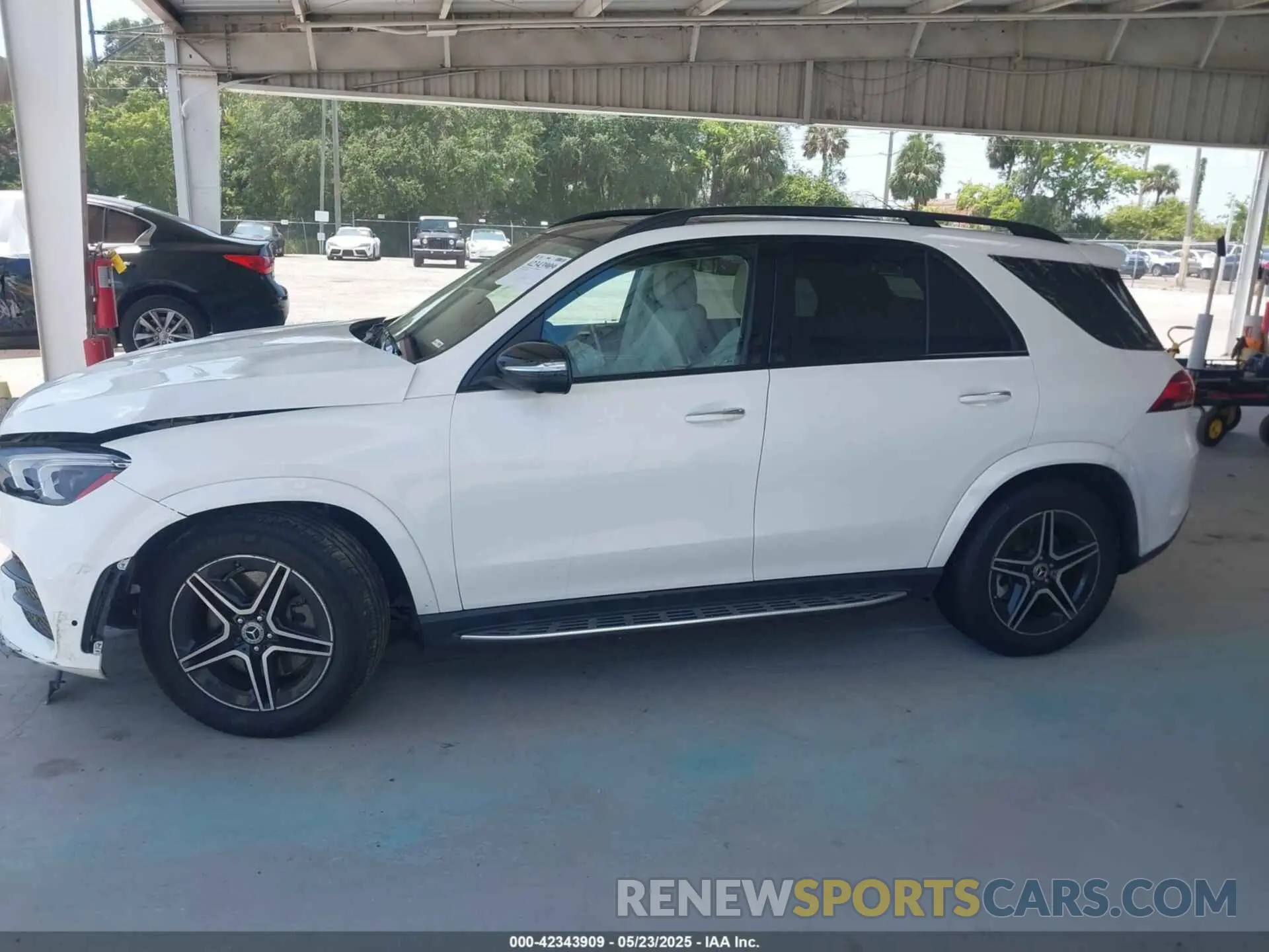14 fotografías del automóvil dañado 4JGFB5KB4PA949664 MERCEDES-BENZ GLE 450 2023