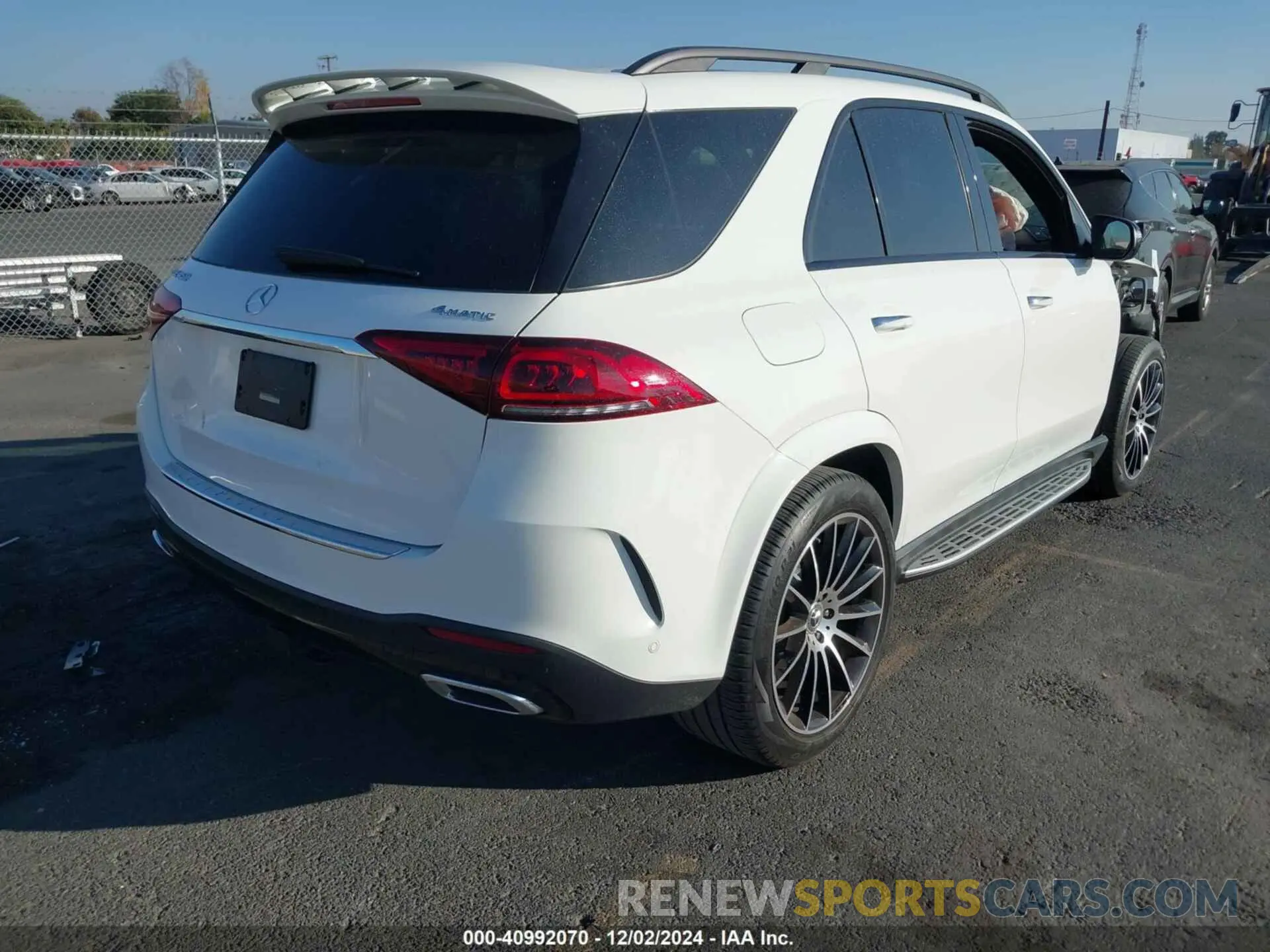 4 fotografías del automóvil dañado 4JGFB5KB8PA865105 MERCEDES-BENZ GLE 450 2023