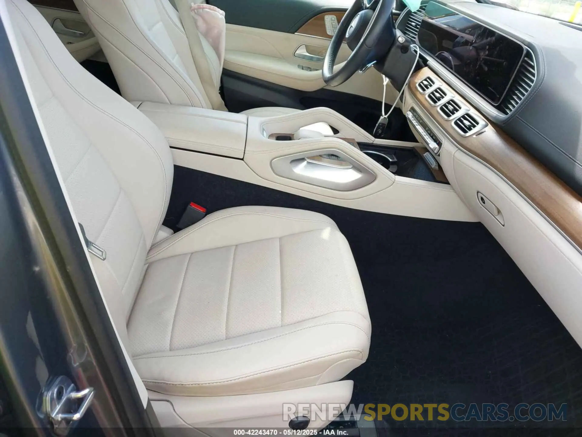 5 fotografías del automóvil dañado 4JGFB5KB3RB125829 MERCEDES-BENZ GLE 450 2024