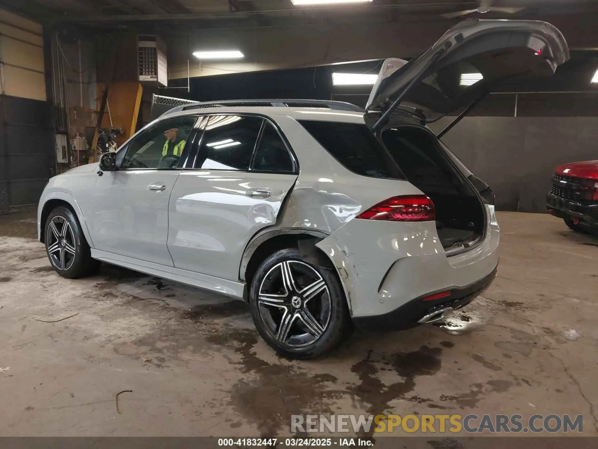 3 fotografías del automóvil dañado 4JGFB5KB9RB150766 MERCEDES-BENZ GLE 450 2024