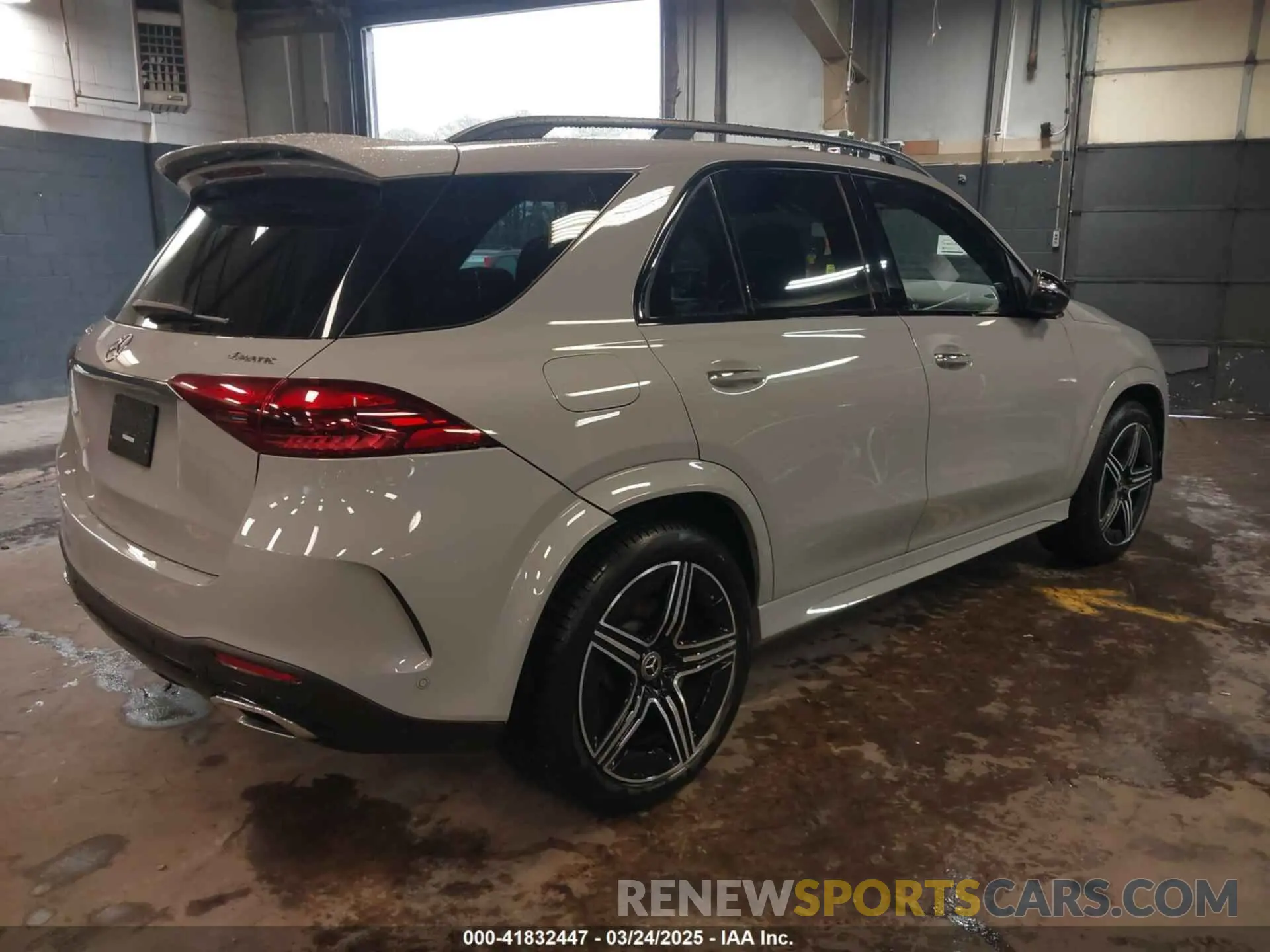 4 fotografías del automóvil dañado 4JGFB5KB9RB150766 MERCEDES-BENZ GLE 450 2024