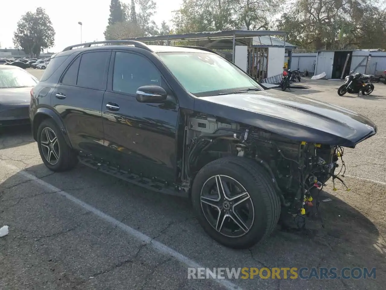 4 fotografías del automóvil dañado 4JGFB4GB1RB241405 MERCEDES-BENZ GLE 450E 4 2024