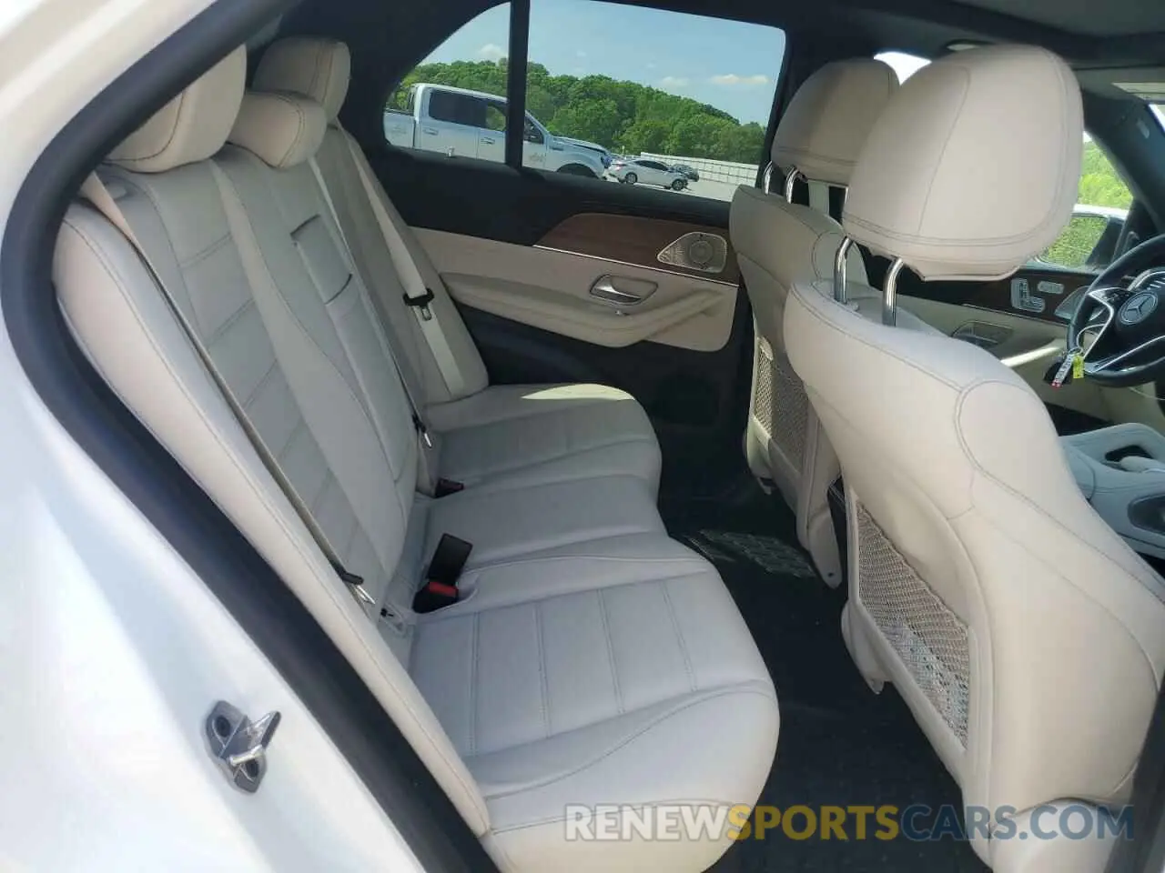 11 fotografías del automóvil dañado 4JGFB4GBXRB144767 MERCEDES-BENZ GLE 450E 4 2024