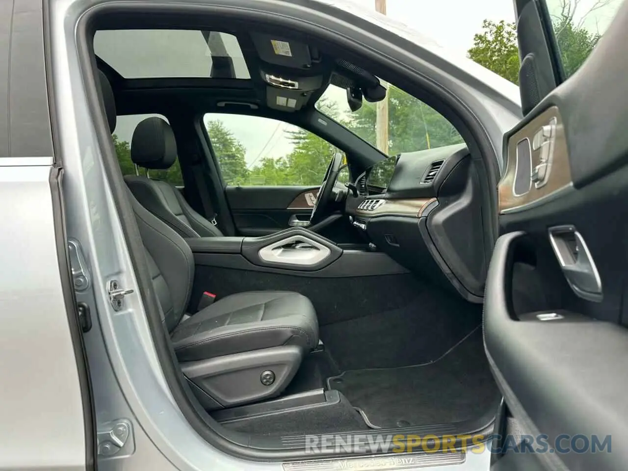 8 fotografías del automóvil dañado 4JGFB4GB3SB319138 MERCEDES-BENZ GLE 450E 4 2025