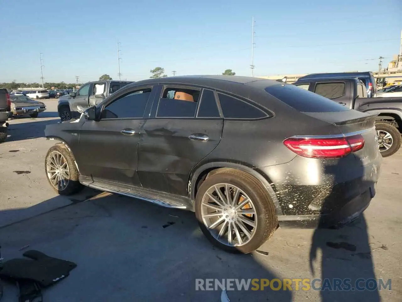 2 fotografías del automóvil dañado 4JGED6EB7KA141812 MERCEDES-BENZ GLE-CLASS 2019