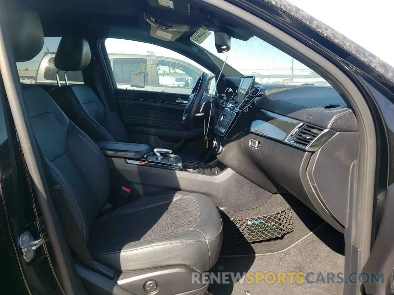 5 fotografías del automóvil dañado 4JGED6EB8KA129698 MERCEDES-BENZ GLE-CLASS 2019