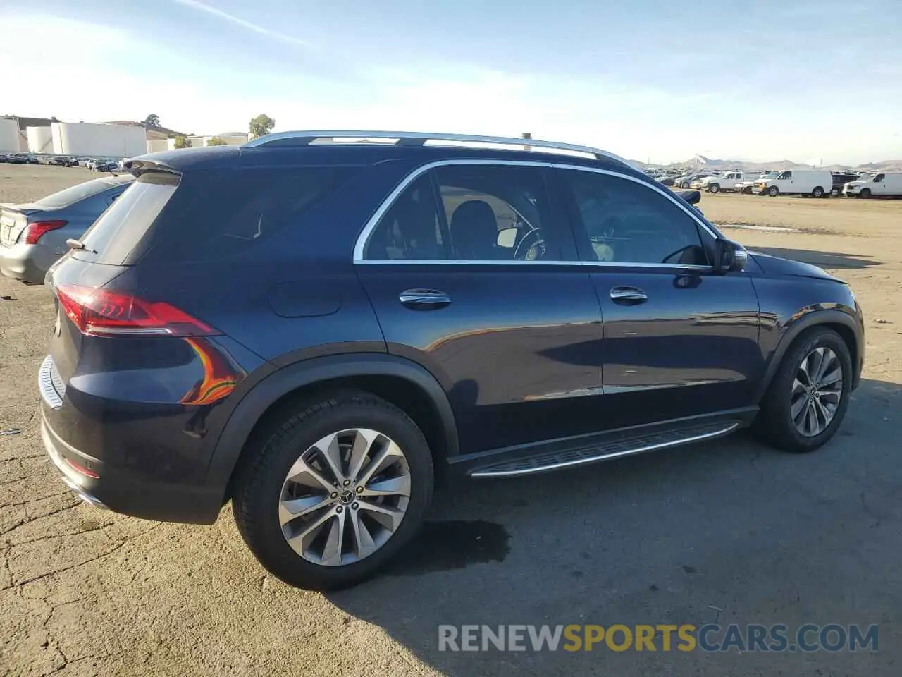 3 fotografías del automóvil dañado 4JGFB4JB9LA134530 MERCEDES-BENZ GLE-CLASS 2020