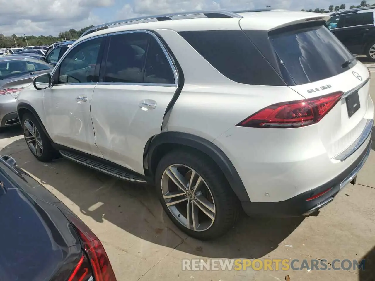 2 fotografías del automóvil dañado 4JGFB4JE2LA110029 MERCEDES-BENZ GLE-CLASS 2020
