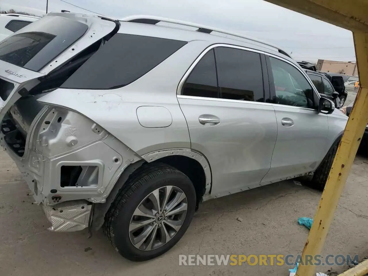 3 fotografías del automóvil dañado 4JGFB4KB1LA149652 MERCEDES-BENZ GLE-CLASS 2020