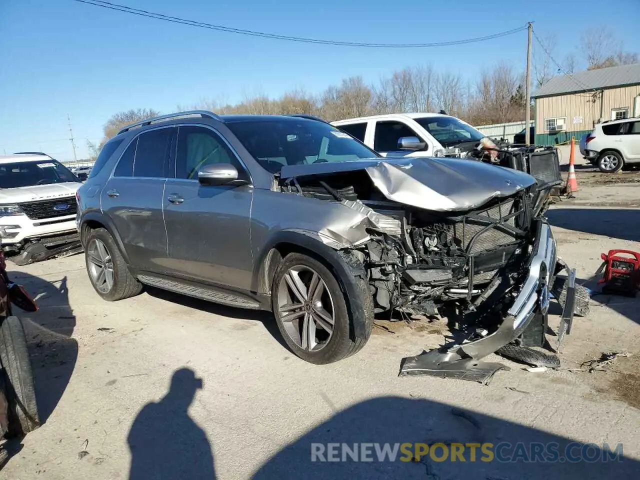 4 fotografías del automóvil dañado 4JGFB4KB3LA029819 MERCEDES-BENZ GLE-CLASS 2020