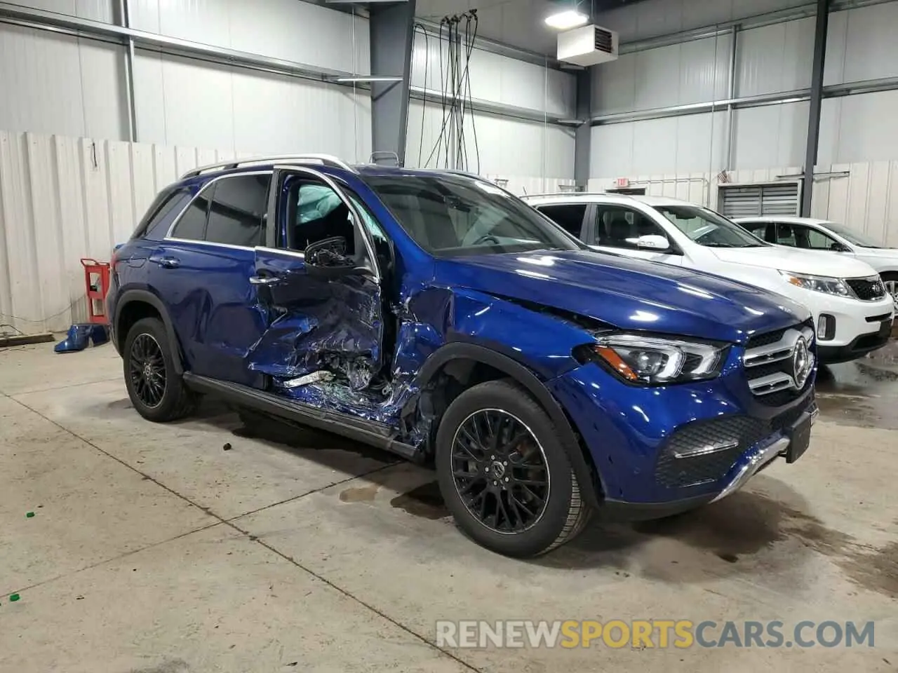 4 fotografías del automóvil dañado 4JGFB4KB3LA238249 MERCEDES-BENZ GLE-CLASS 2020