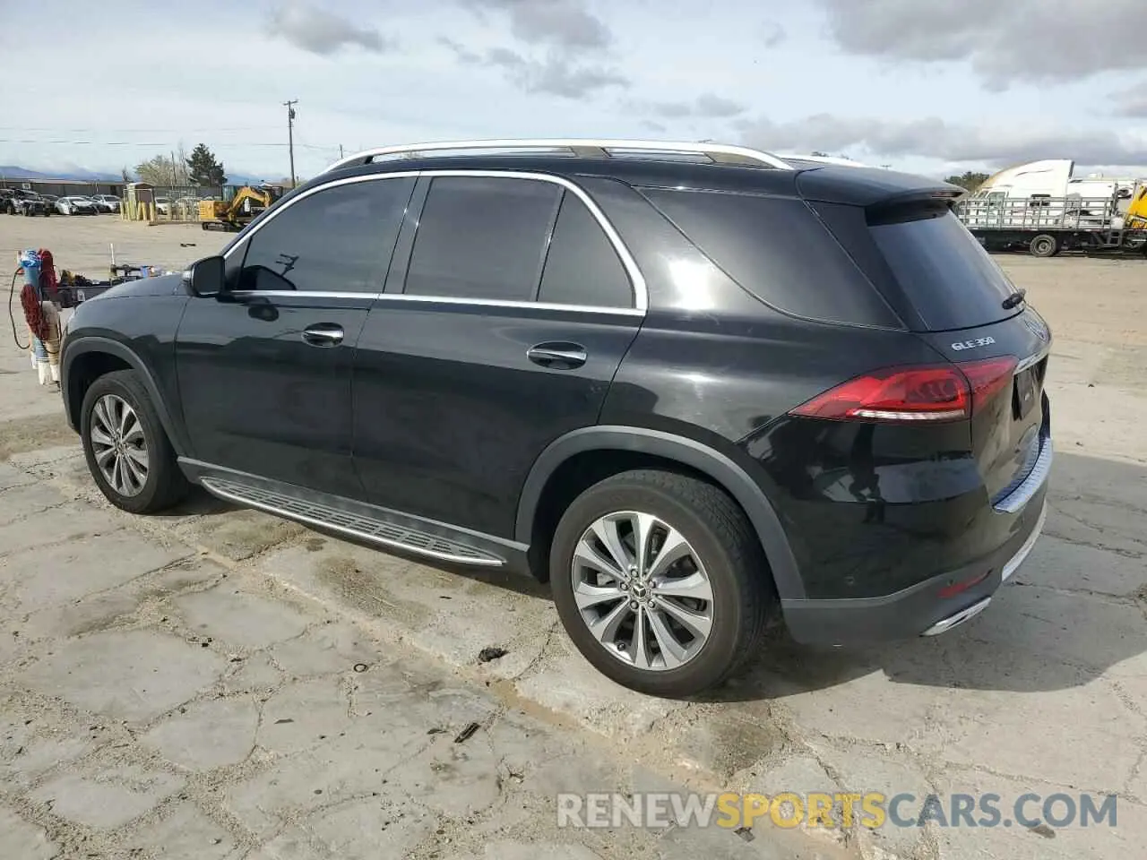 2 fotografías del automóvil dañado 4JGFB4KB6LA080280 MERCEDES-BENZ GLE-CLASS 2020