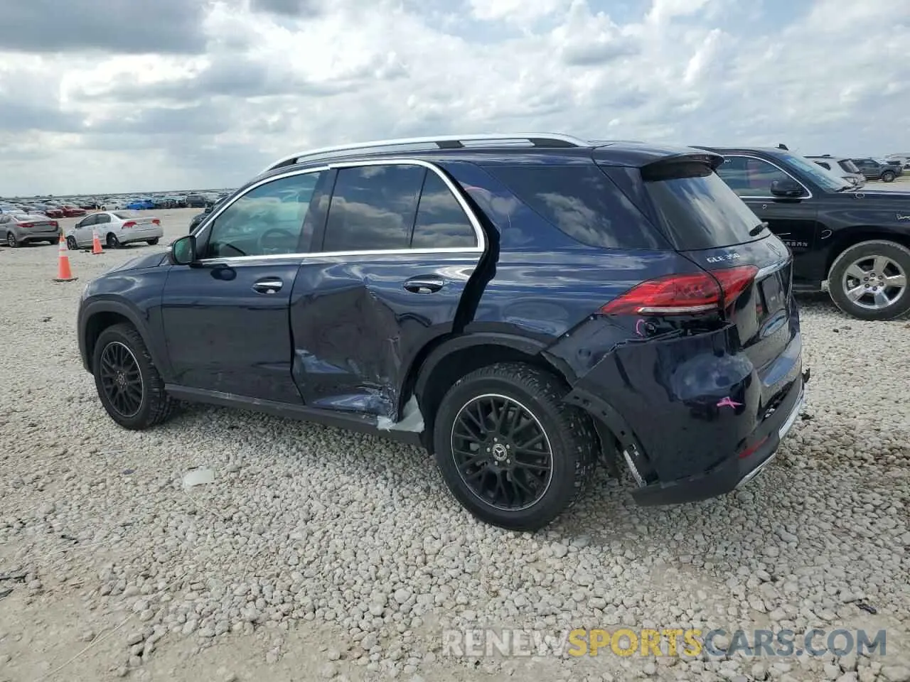 2 fotografías del automóvil dañado 4JGFB4KE1LA039596 MERCEDES-BENZ GLE-CLASS 2020