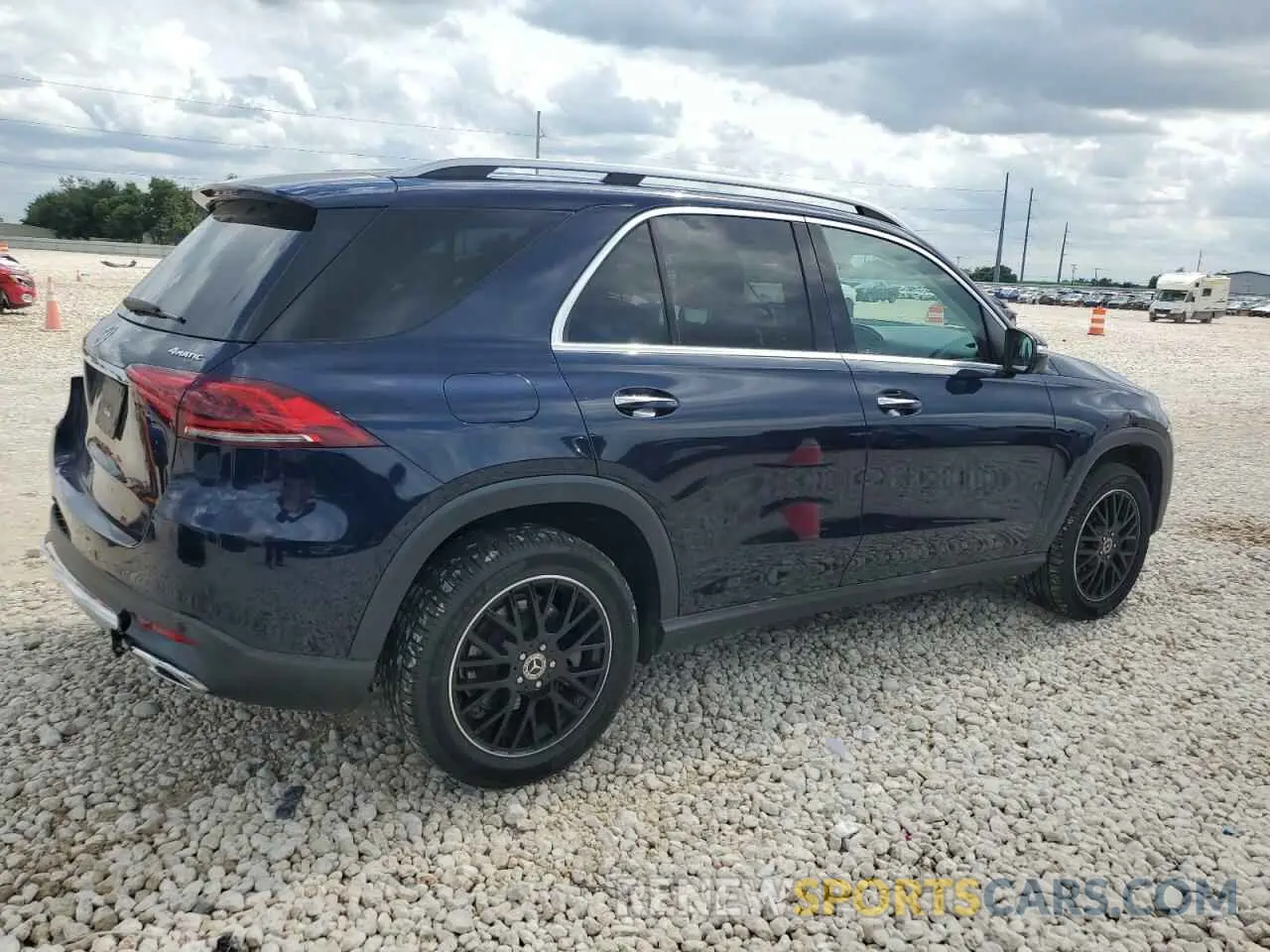 3 fotografías del automóvil dañado 4JGFB4KE1LA039596 MERCEDES-BENZ GLE-CLASS 2020