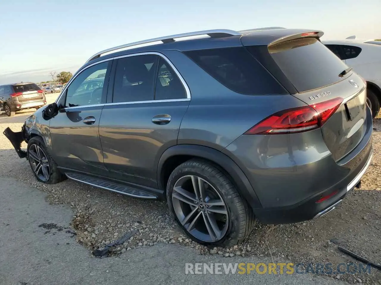 2 fotografías del automóvil dañado 4JGFB4KE6LA046639 MERCEDES-BENZ GLE-CLASS 2020