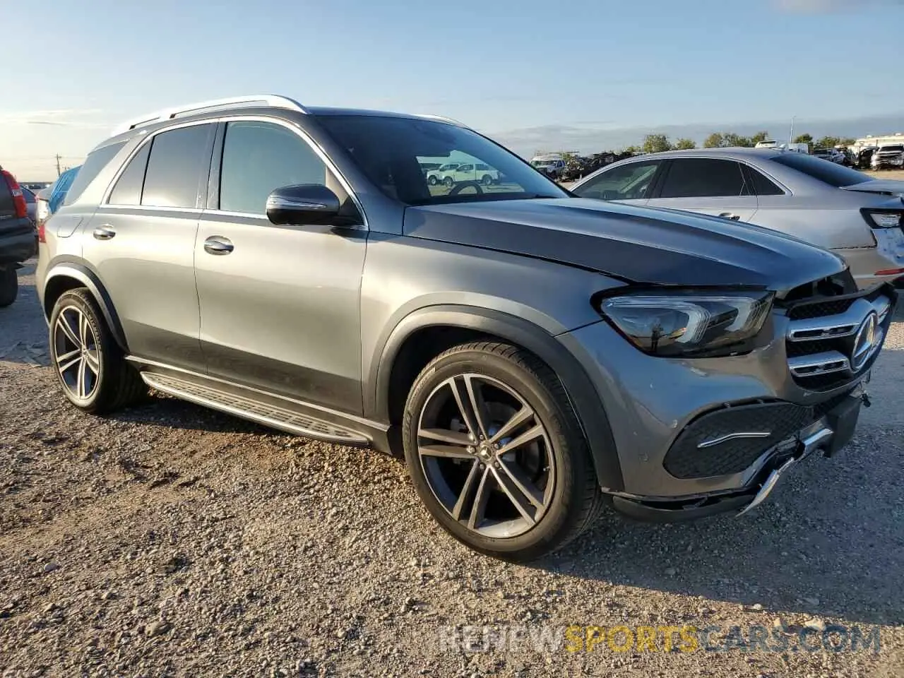 4 fotografías del automóvil dañado 4JGFB4KE6LA046639 MERCEDES-BENZ GLE-CLASS 2020