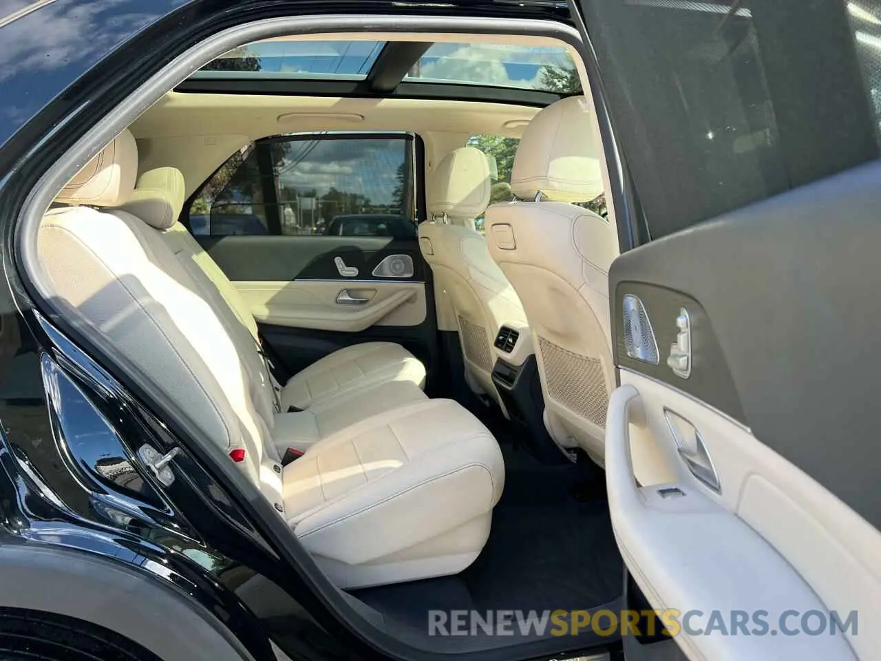 6 fotografías del automóvil dañado 4JGFB4KE9LA049700 MERCEDES-BENZ GLE-CLASS 2020