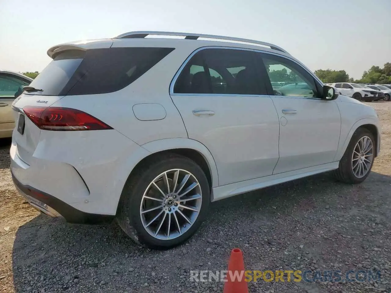 3 fotografías del automóvil dañado 4JGFB5KB0LA074657 MERCEDES-BENZ GLE-CLASS 2020