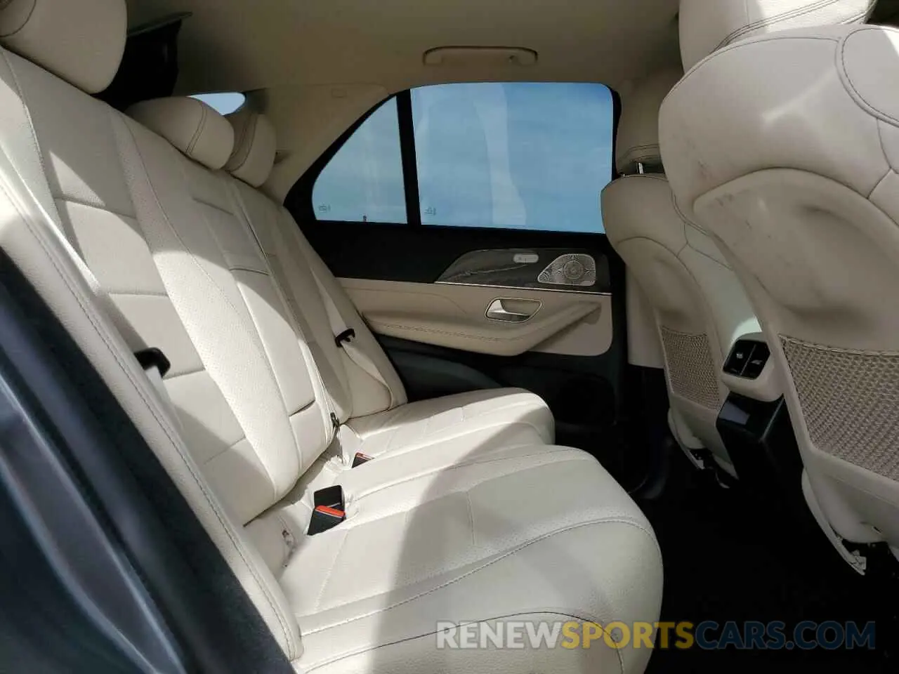 11 fotografías del automóvil dañado 4JGFB4JB0MA513742 MERCEDES-BENZ GLE-CLASS 2021
