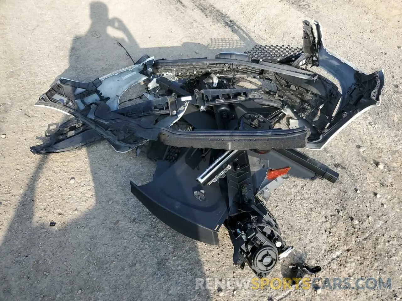 13 fotografías del automóvil dañado 4JGFB4JB2MA545088 MERCEDES-BENZ GLE-CLASS 2021