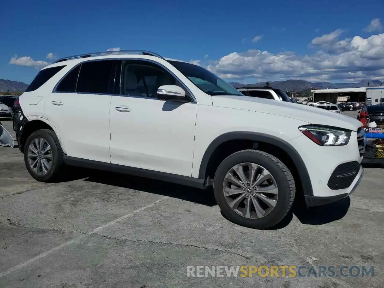 4 fotografías del automóvil dañado 4JGFB4JB7MA379120 MERCEDES-BENZ GLE-CLASS 2021