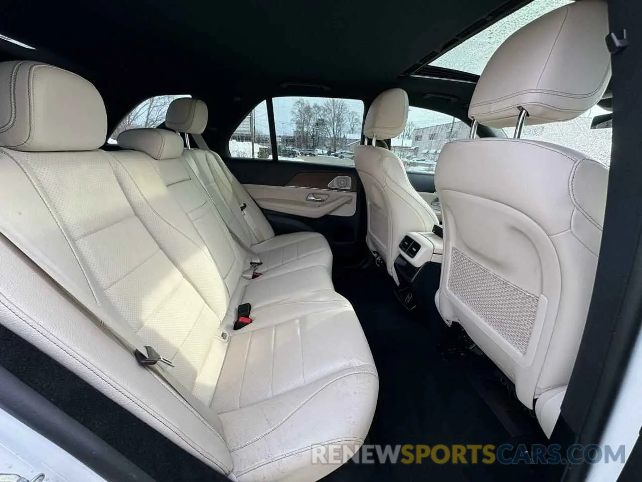 6 fotografías del automóvil dañado 4JGFB4JB9MA354610 MERCEDES-BENZ GLE-CLASS 2021