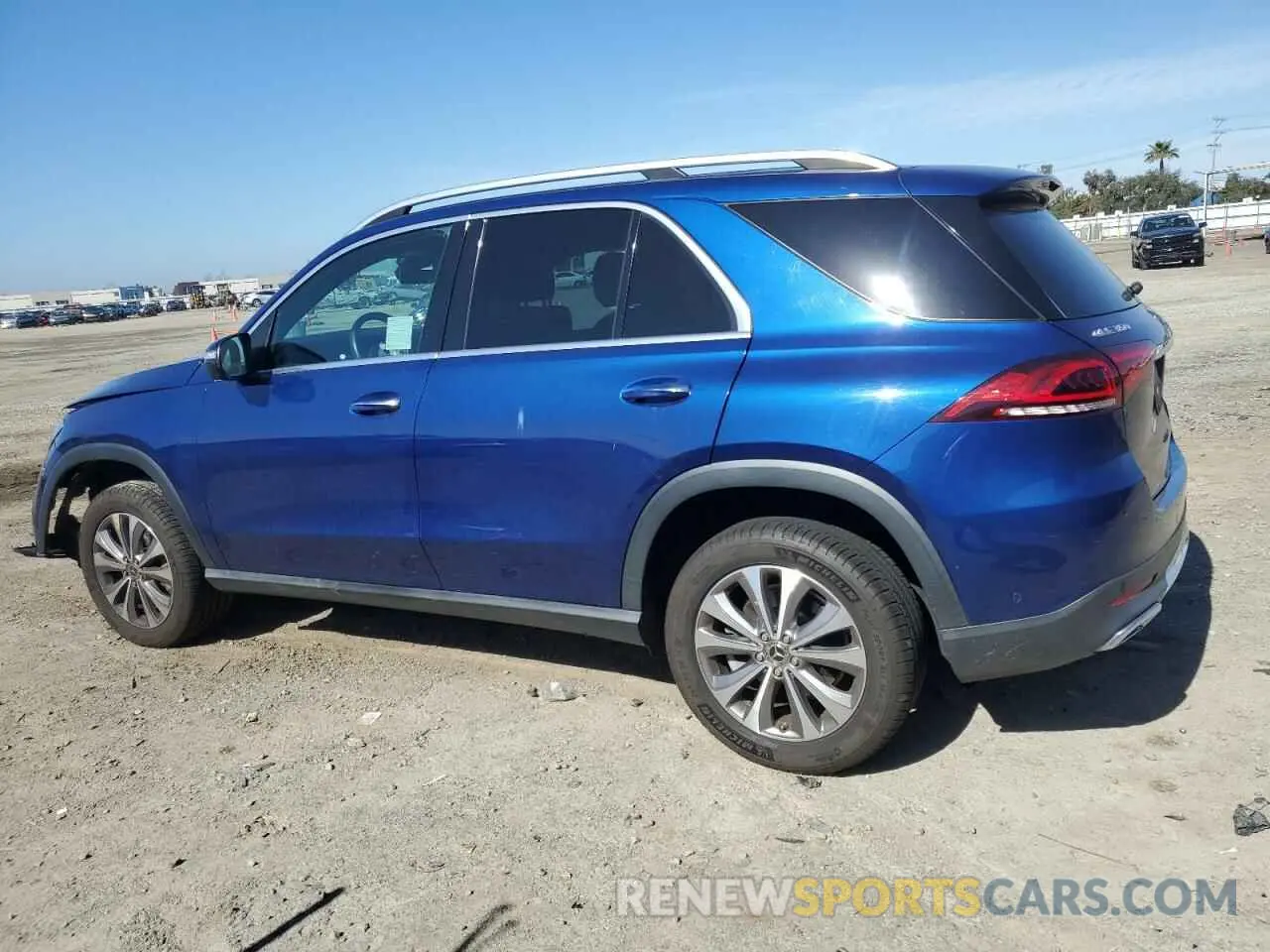 2 fotografías del automóvil dañado 4JGFB4JE2MA493469 MERCEDES-BENZ GLE-CLASS 2021