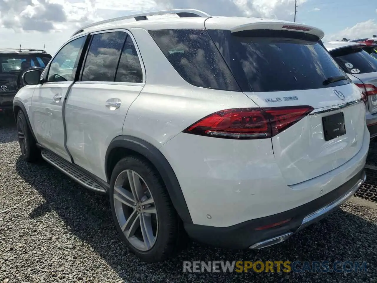 2 fotografías del automóvil dañado 4JGFB4JE3MA397897 MERCEDES-BENZ GLE-CLASS 2021