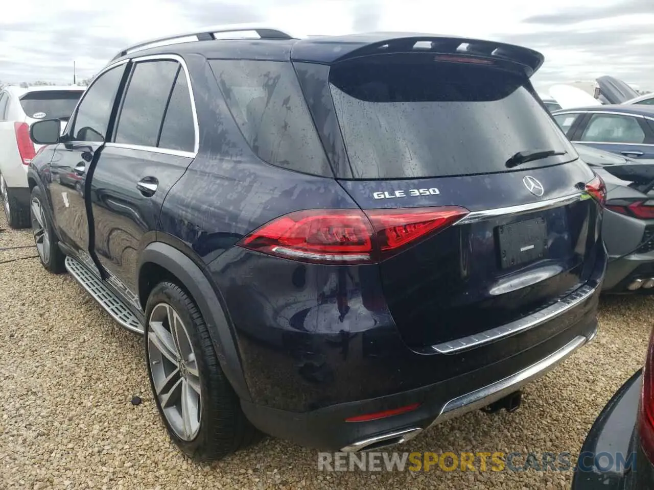 3 fotografías del automóvil dañado 4JGFB4JE4MA323999 MERCEDES-BENZ GLE-CLASS 2021