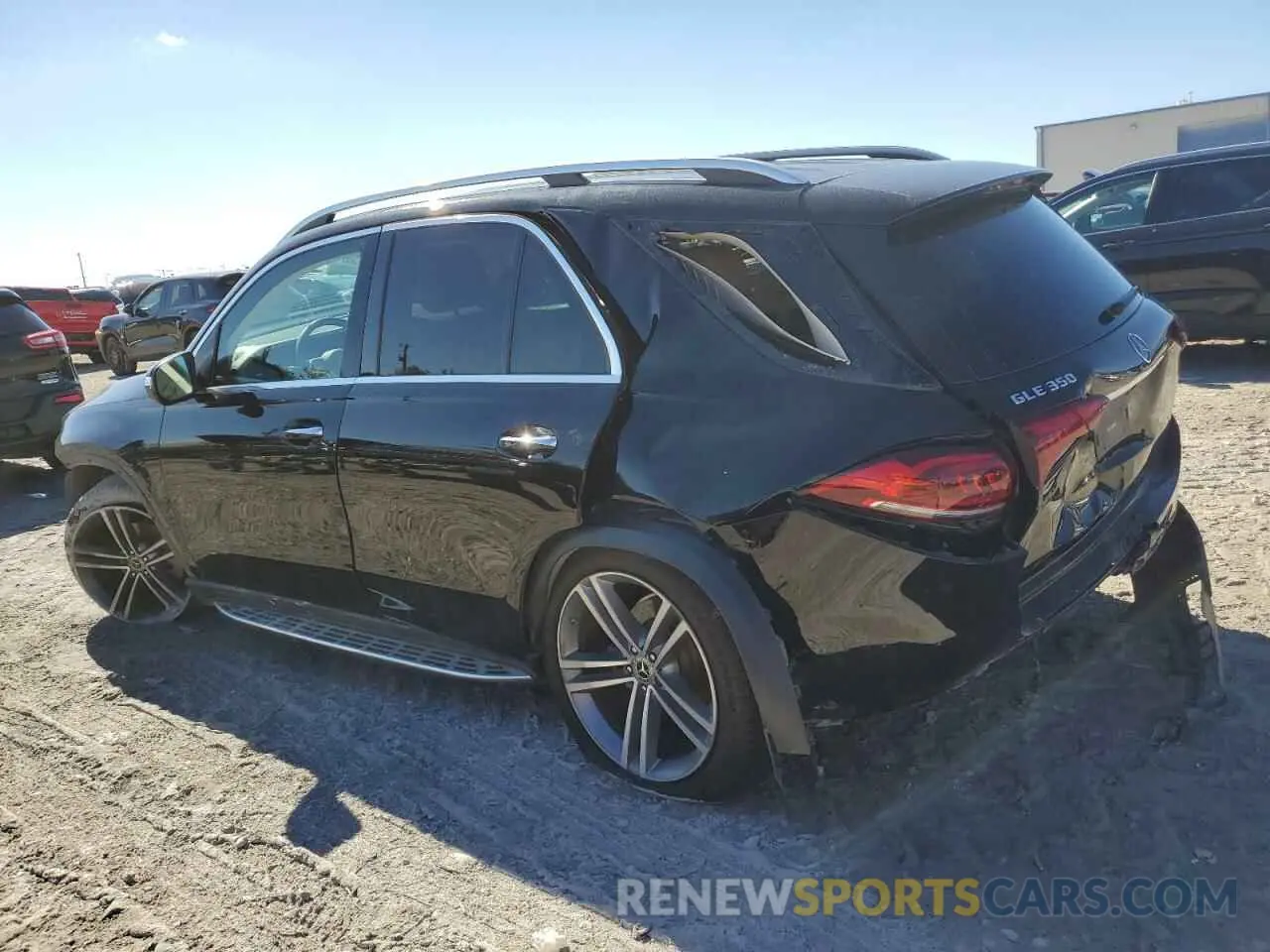 2 fotografías del automóvil dañado 4JGFB4JE7MA375367 MERCEDES-BENZ GLE-CLASS 2021
