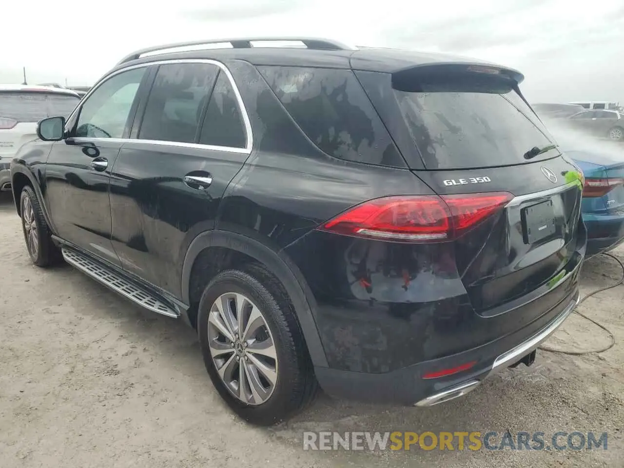 2 fotografías del automóvil dañado 4JGFB4JEXMA523656 MERCEDES-BENZ GLE-CLASS 2021