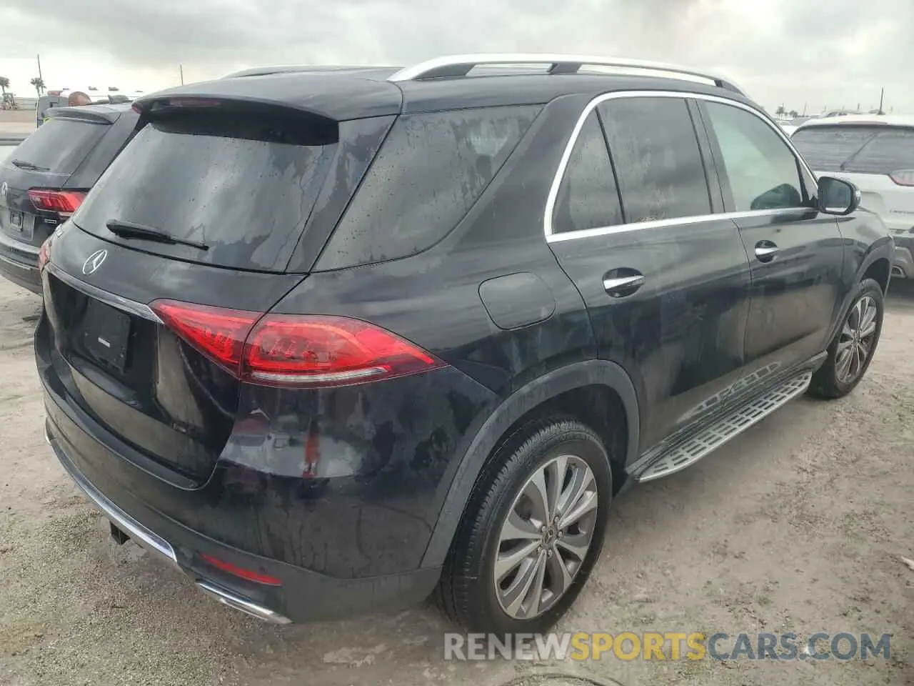3 fotografías del automóvil dañado 4JGFB4JEXMA523656 MERCEDES-BENZ GLE-CLASS 2021