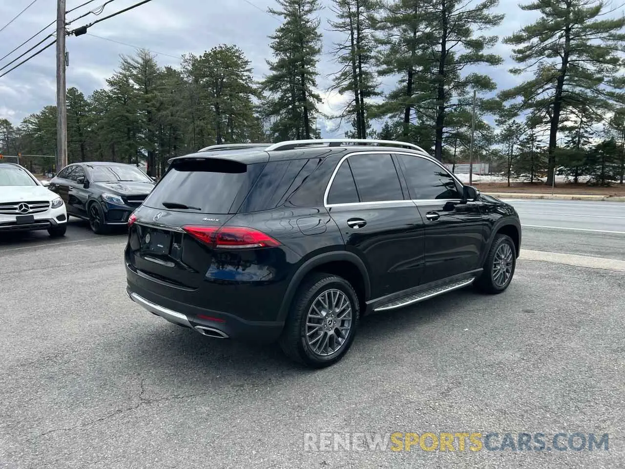 4 fotografías del automóvil dañado 4JGFB4KB2MA374289 MERCEDES-BENZ GLE-CLASS 2021