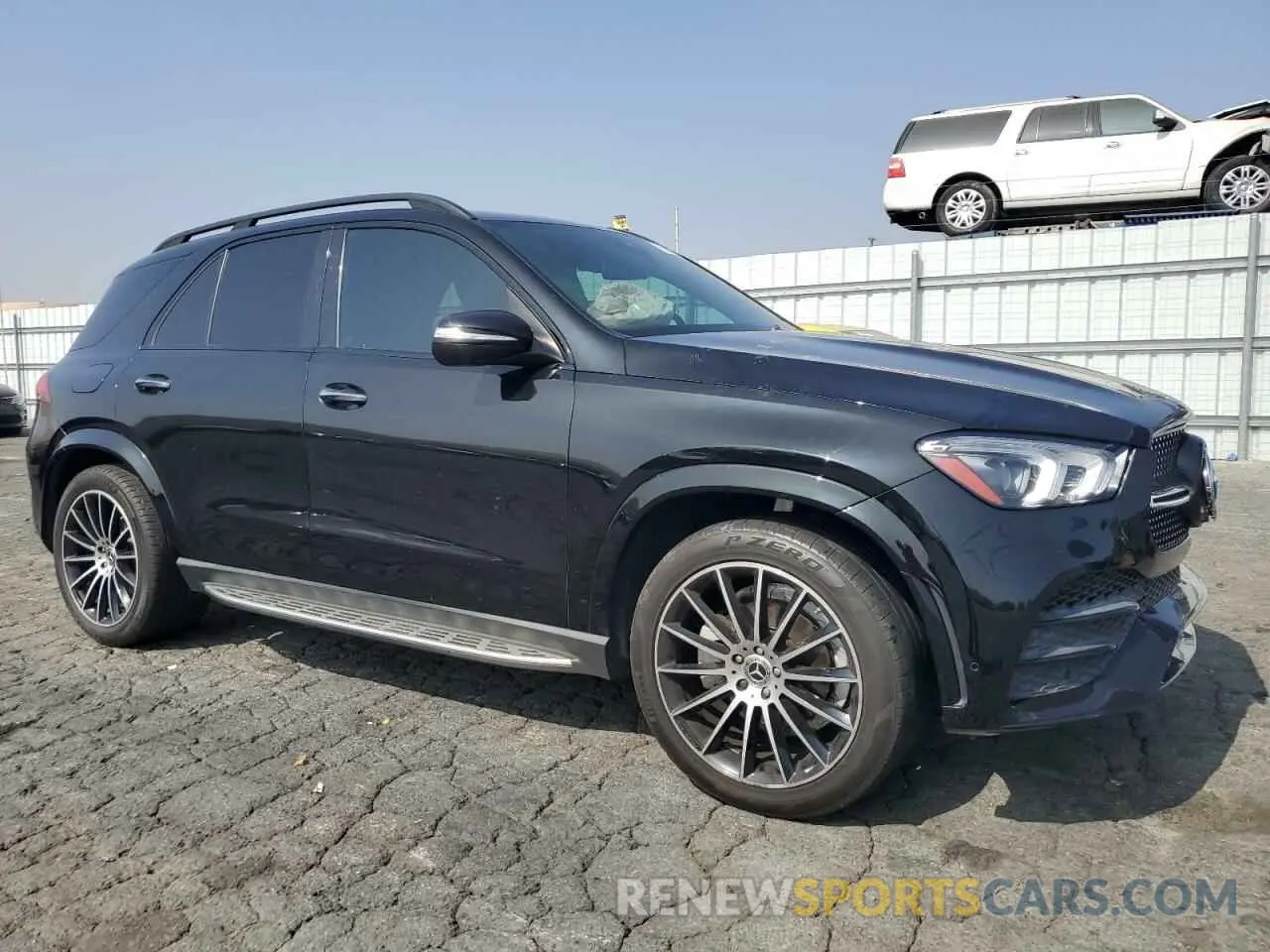 4 fotografías del automóvil dañado 4JGFB4KB7MA409375 MERCEDES-BENZ GLE-CLASS 2021