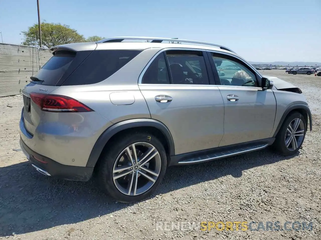 3 fotografías del automóvil dañado 4JGFB5KE3MA500840 MERCEDES-BENZ GLE-CLASS 2021