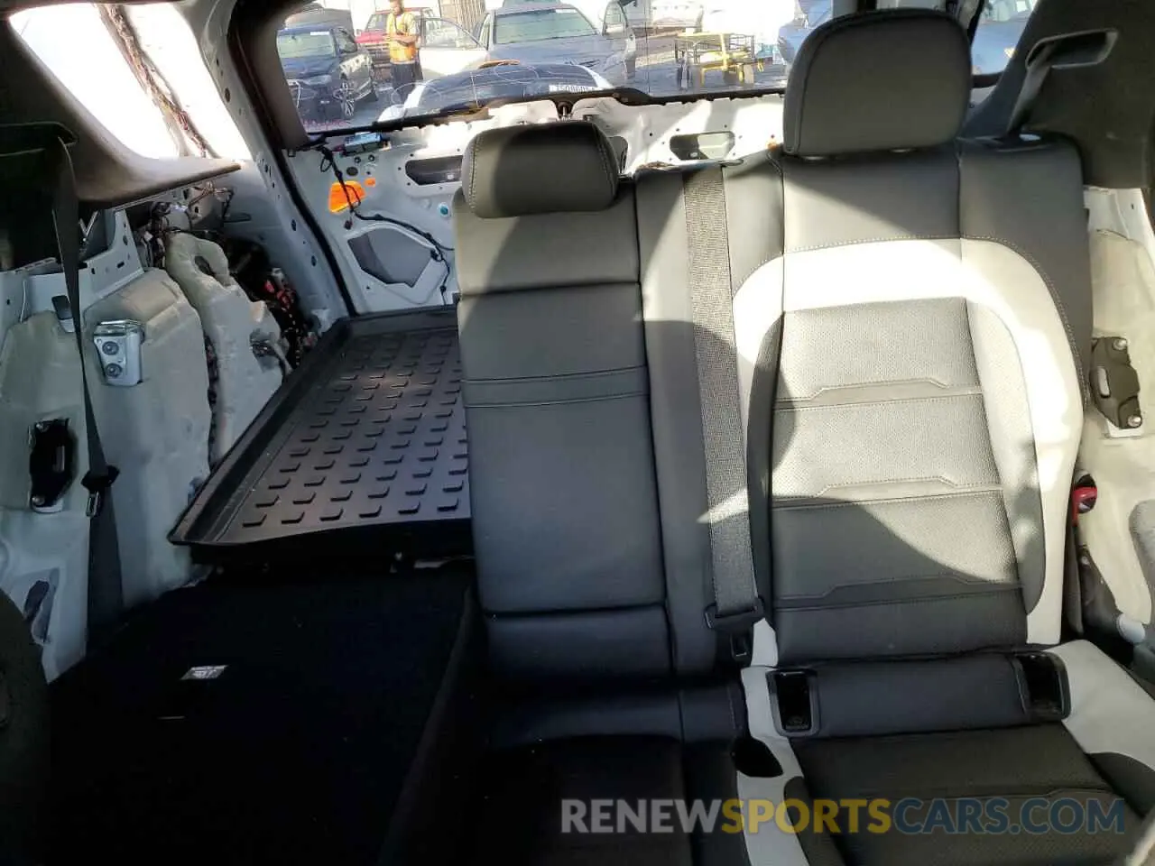 10 fotografías del automóvil dañado 4JGFB8KB8MA272020 MERCEDES-BENZ GLE-CLASS 2021