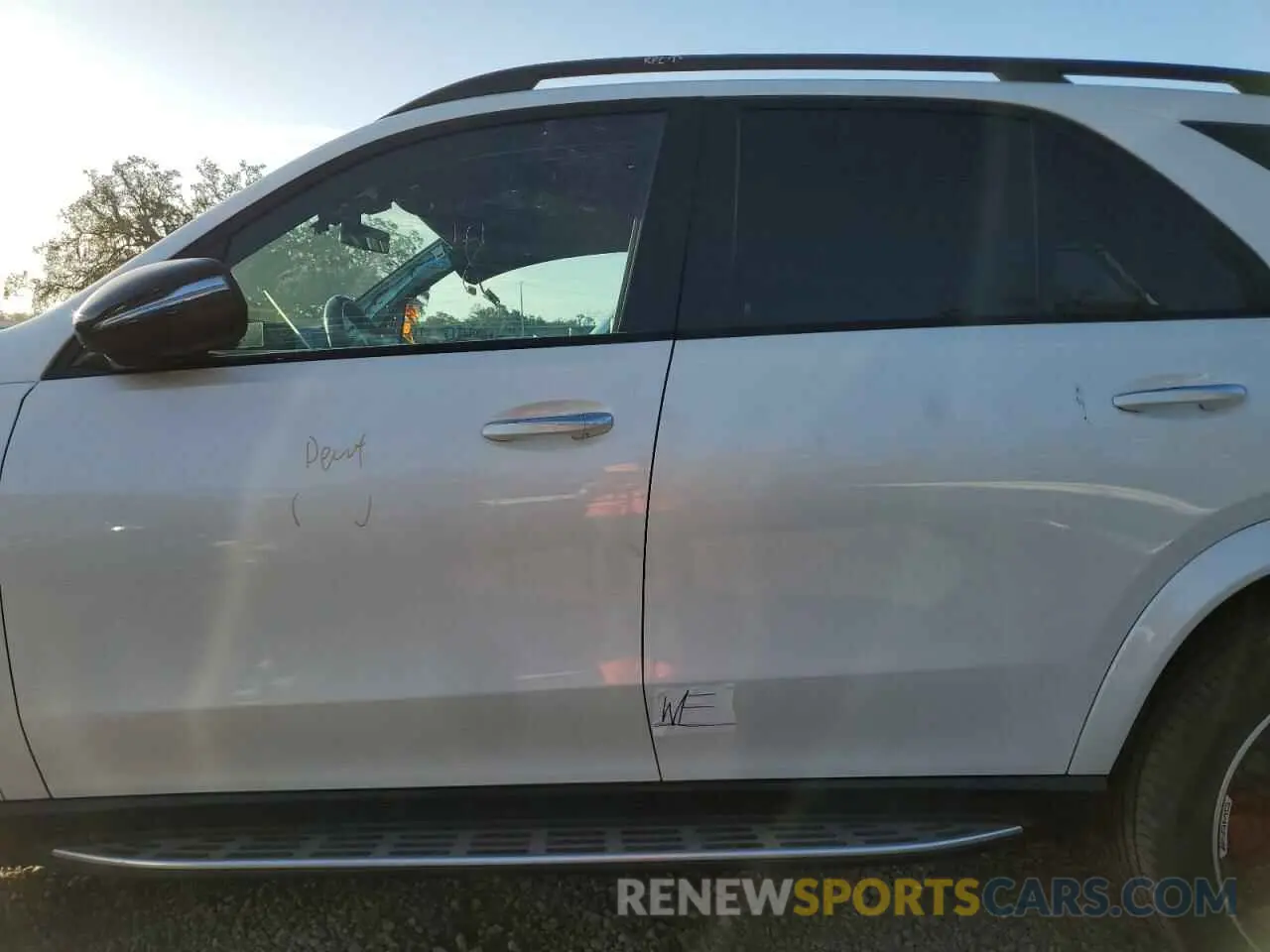 13 fotografías del automóvil dañado 4JGFB8KB8MA272020 MERCEDES-BENZ GLE-CLASS 2021