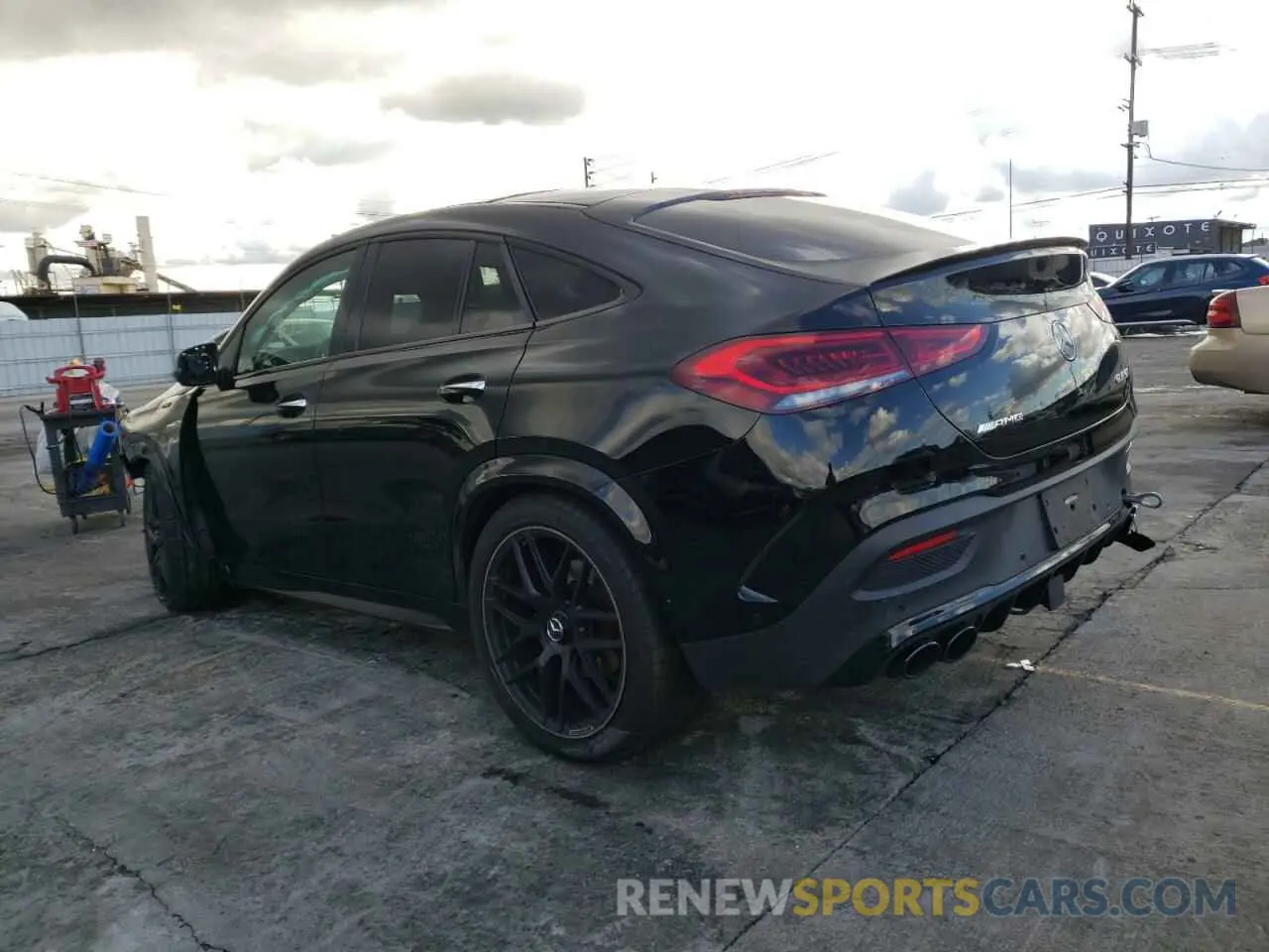 2 fotografías del automóvil dañado 4JGFD6BB0MA264220 MERCEDES-BENZ GLE-CLASS 2021