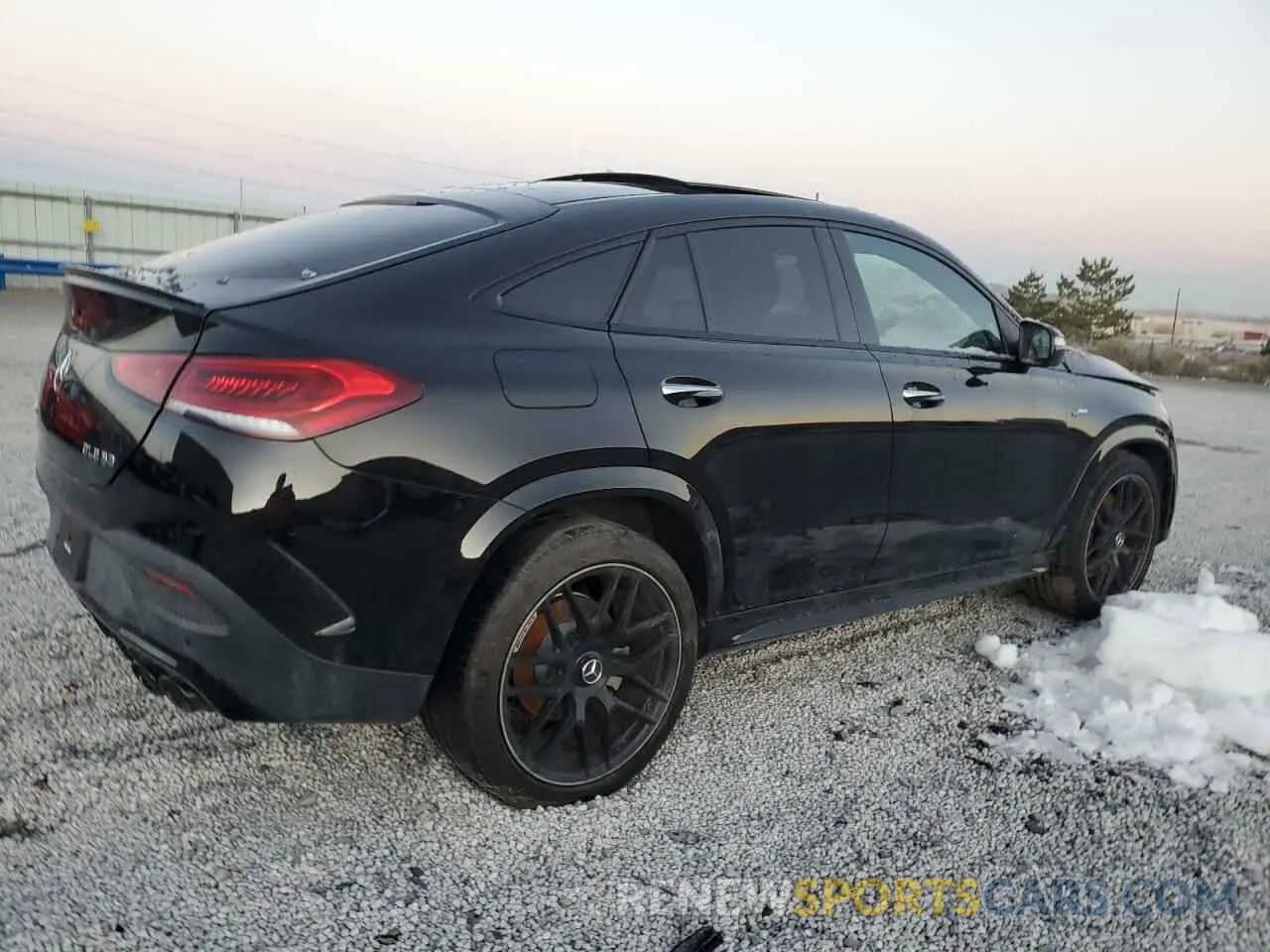 3 fotografías del automóvil dañado 4JGFD6BB1MA528027 MERCEDES-BENZ GLE-CLASS 2021