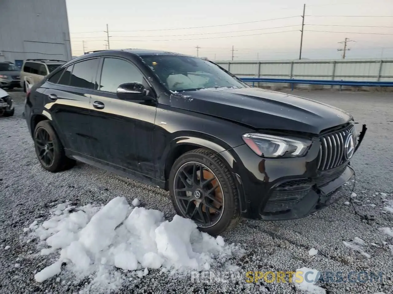 4 fotografías del automóvil dañado 4JGFD6BB1MA528027 MERCEDES-BENZ GLE-CLASS 2021
