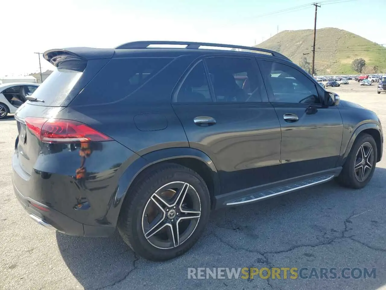3 fotografías del automóvil dañado 4JGFB4JB2NA583342 MERCEDES-BENZ GLE-CLASS 2022