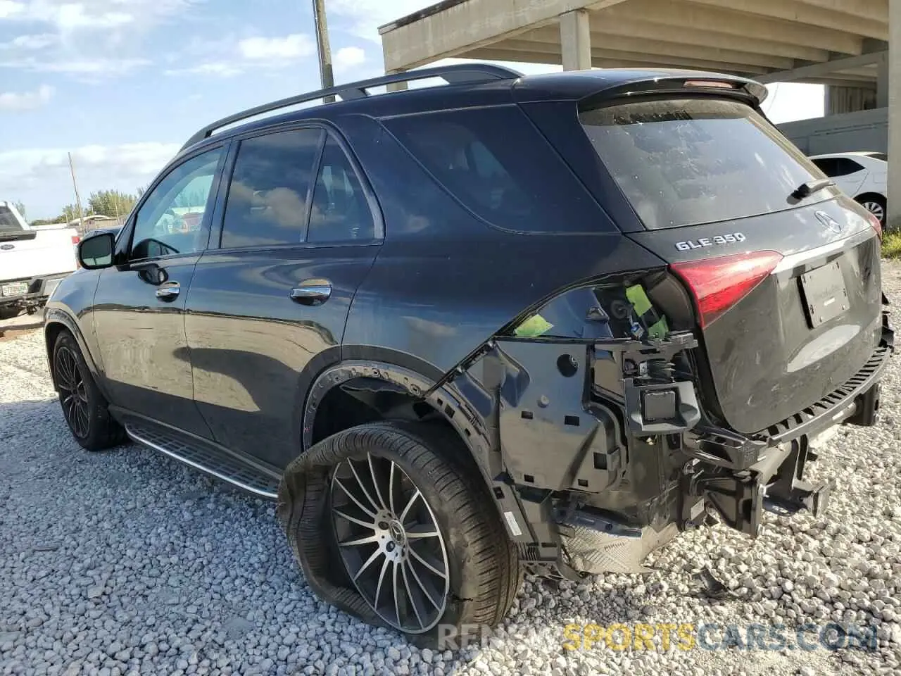 2 fotografías del automóvil dañado 4JGFB4JB4NA798494 MERCEDES-BENZ GLE-CLASS 2022