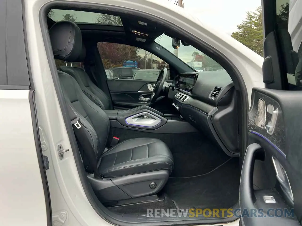 5 fotografías del automóvil dañado 4JGFB4JB9NA601500 MERCEDES-BENZ GLE-CLASS 2022