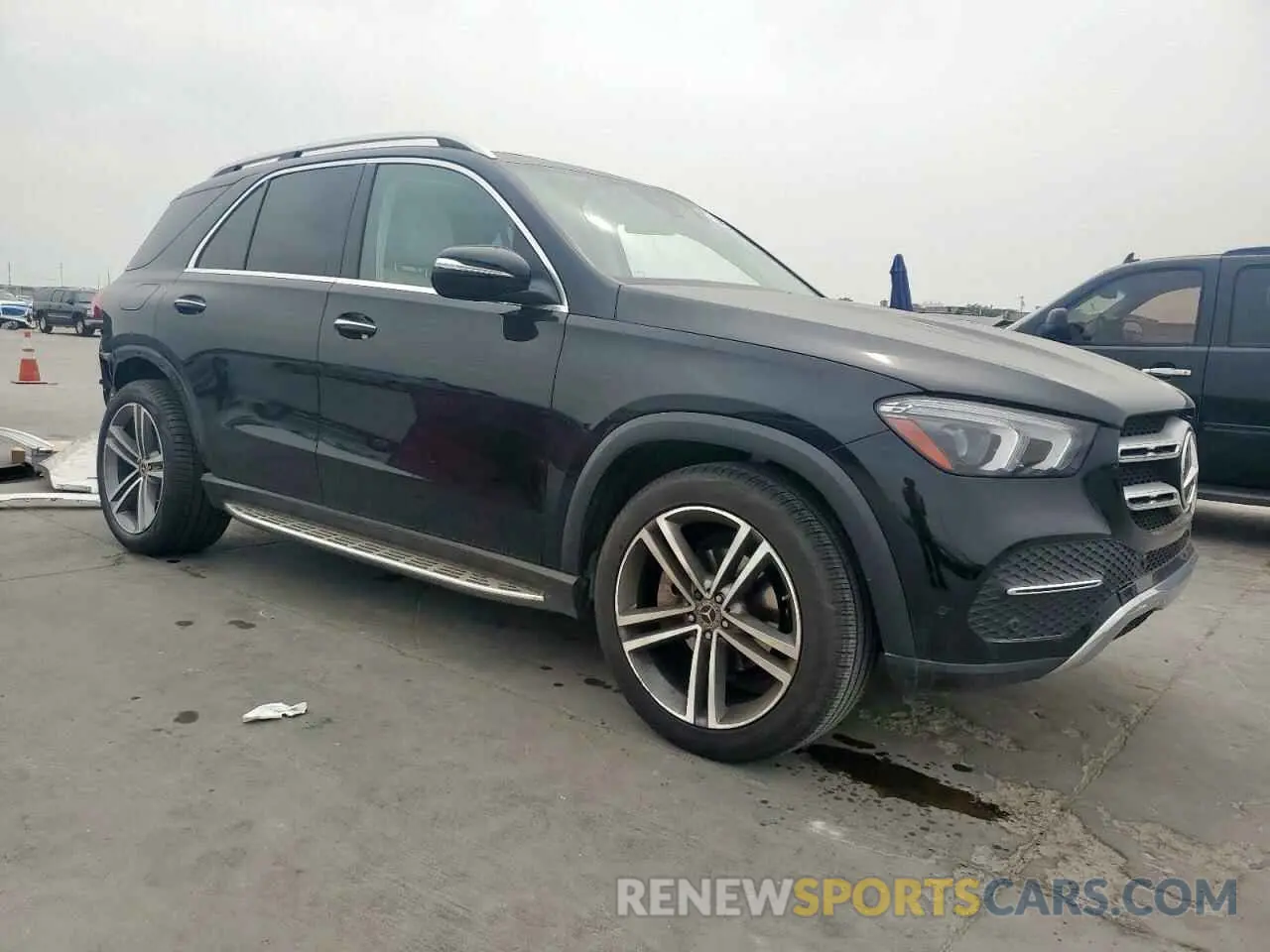 4 fotografías del automóvil dañado 4JGFB4JB9NA654262 MERCEDES-BENZ GLE-CLASS 2022