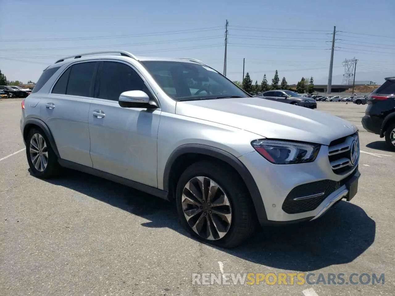 4 fotografías del automóvil dañado 4JGFB4JB9NA670414 MERCEDES-BENZ GLE-CLASS 2022