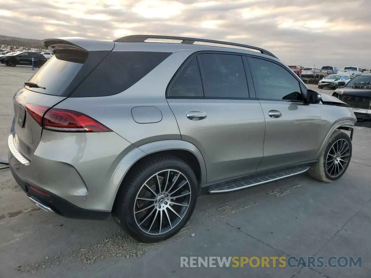 3 fotografías del automóvil dañado 4JGFB4JB9NA677220 MERCEDES-BENZ GLE-CLASS 2022