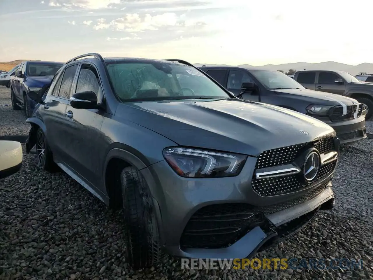 4 fotografías del automóvil dañado 4JGFB4KE2NA642804 MERCEDES-BENZ GLE-CLASS 2022