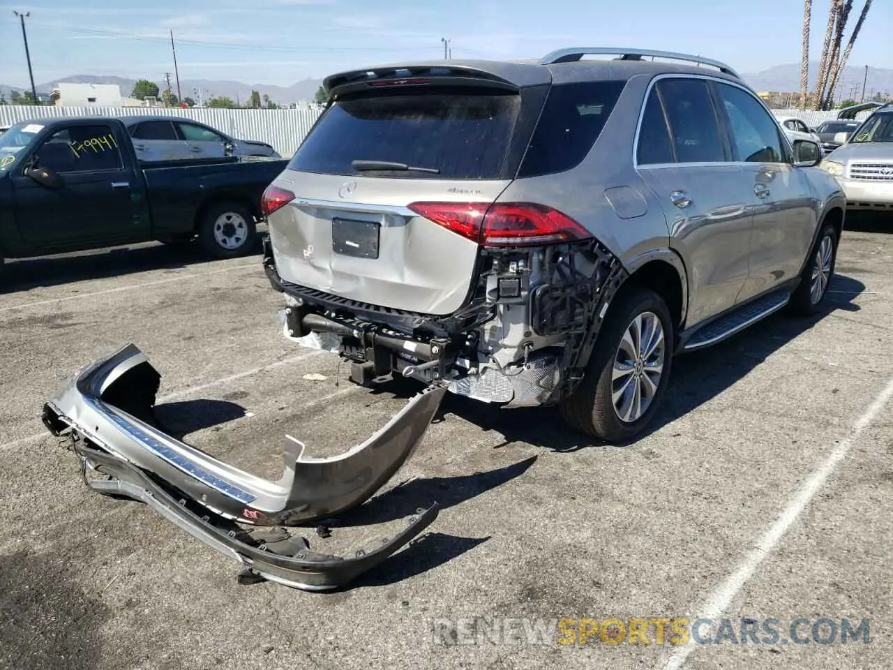 4 fotografías del automóvil dañado 4JGFB5KE3NA618498 MERCEDES-BENZ GLE-CLASS 2022